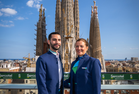 Members of LEVEL cabin crew posing in Barcelona 2